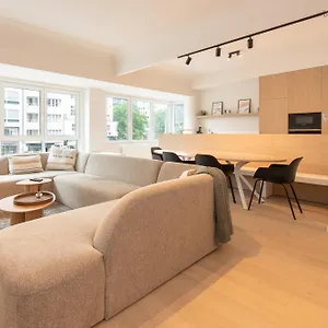 Appartement Deluxe 3 Bedrooms With Casino View At The And Free Parking, Oostende